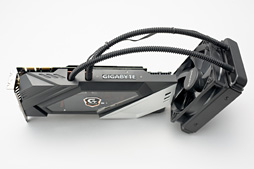画像ギャラリー No.008のサムネイル画像 / GIGABYTEの簡易液冷クーラー搭載GTX 980 Ti「GV-N98TXTREME W-6GD」レビュー。大がかりな冷却機構搭載の意味を探る
