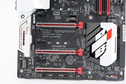 画像ギャラリー No.011のサムネイル画像 / GIGABYTEのゲーマー向けマザーボード「GA-Z170X-Gaming 7」をチェック。多機能でも高価すぎないバランスは要注目だ