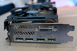 画像ギャラリー No.014のサムネイル画像 / ［COMPUTEX］GIGABYTE独自のGTX 1080カード，注目は搭載クーラーの「重なった3連ファン」