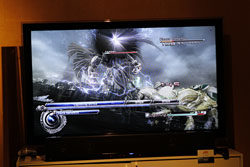 画像ギャラリー No.007のサムネイル画像 / ［E3 2011］「FINAL FANTASY XIII-2」の北瀬氏，鳥山氏にインタビュー。今作は自らの意思で旅に出て，ストーリーを進めていくRPGだ