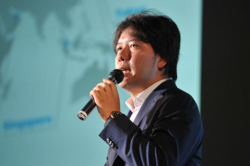 画像ギャラリー No.002のサムネイル画像 / ［TGS 2012］グリー田中良和氏による基調講演レポート。スマートフォンの世界的普及に伴う市場予測とその対応
