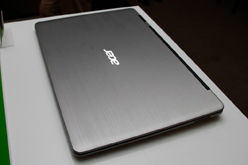 画像ギャラリー No.009のサムネイル画像 / 最薄部13mmのUltrabook「Aspire S3」シリーズを日本エイサーが発表。AMD製の8コアCPU採用デスクトップPCや7インチサイズのAndroidタブレットも