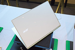 画像ギャラリー No.022のサムネイル画像 / Acer,Windows 8採用PCのラインナップを国内発表。タブレットや世界最薄Ultrabookなどを公開