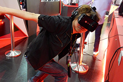 画像ギャラリー No.024のサムネイル画像 / ゲーマー向け液晶ディスプレイはオーバー200Hz対応の時代に? COMPUTEXで見た最新液晶ディスプレイ事情