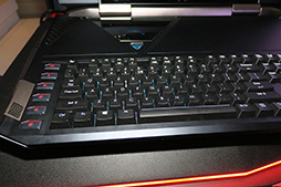 画像ギャラリー No.017のサムネイル画像 / ［CES 2017］目玉は21インチ湾曲液晶搭載の巨大ノートPC。視線追跡デバイス内蔵PCなどAcerのゲーマー向け製品をまとめてチェック