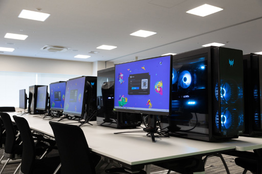 画像ギャラリー No.004のサムネイル画像 / Acer,eスポーツイベントで使用したPCとディスプレイを割引販売
