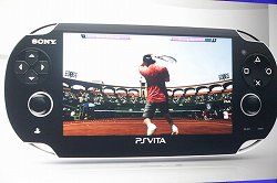 画像ギャラリー No.008のサムネイル画像 / ［E3 2011］「PlayStation Vita」をさっそく触ってみた！ 触り心地や操作感，有機ELパネルの見やすさはいかに？ 「Uncharted」など計5タイトルのインプレッションと共にがっつりレポート