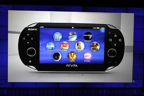 画像ギャラリー No.020のサムネイル画像 / ［E3 2011］「PlayStation Vita」をさっそく触ってみた！ 触り心地や操作感，有機ELパネルの見やすさはいかに？ 「Uncharted」など計5タイトルのインプレッションと共にがっつりレポート