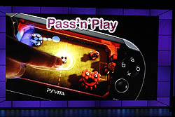 画像ギャラリー No.042のサムネイル画像 / ［E3 2011］「PlayStation Vita」をさっそく触ってみた！ 触り心地や操作感，有機ELパネルの見やすさはいかに？ 「Uncharted」など計5タイトルのインプレッションと共にがっつりレポート