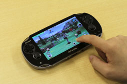 画像ギャラリー No.019のサムネイル画像 / 定番のシリーズがPS Vitaならではの機能を活かしてさらに進化。本日発売された「みんなのGOLF 6」のインプレッションをお届け