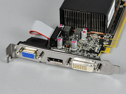 画像ギャラリー No.014のサムネイル画像 / 「Radeon HD 6670」レビュー。従来製品比で順当な性能向上を果たすが,課題もある