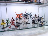 画像ギャラリー No.012のサムネイル画像 / 「武装神姫」5周年! コナミスタイル東京ミッドタウン店で行われた鳥山プロデューサー1日店長イベントの大盛況ぶりをレポート