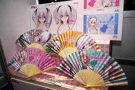 画像ギャラリー No.020のサムネイル画像 / ［AOU2012］アーケードファンが集結し，盛り上がりを見せたAOU2012。会場で見つけたちょっと気になるものをまとめて紹介