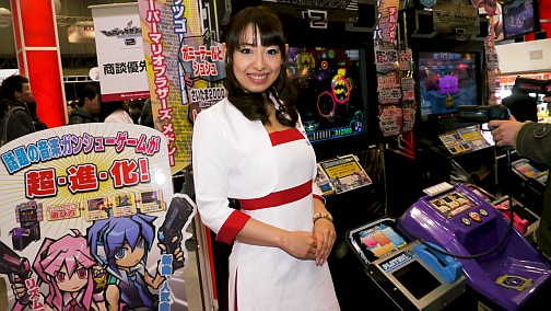 画像ギャラリー No.012のサムネイル画像 / [AOU2011]タマ姉，まさかの投げキャラ。大人気「AQUAPAZZA」の試遊レポートを中心に，大混雑だったタイトーブースをまるごと紹介