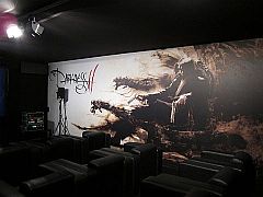 画像ギャラリー No.001のサムネイル画像 / ［Gamescom］2丁拳銃＋2本の触手を駆使する異色FPS「The Darkness 2」。主人公の能力アップバリエーションが多彩に