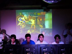 画像ギャラリー No.008のサムネイル画像 / 有名実況プレイヤー，ガッチマン氏＆せんとす氏がマルチプレイの魅力をアピール。「ダークネス2」マルチプレイ先行体験イベントをレポート