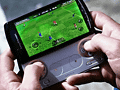 「Xperia PLAY」は3月から出荷開始。Sony Ericsson，発表会で実機を披露
