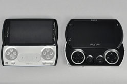画像ギャラリー No.007のサムネイル画像 / 英国版「Xperia PLAY」実機フォトレポート〜開梱からゲームの起動まで
