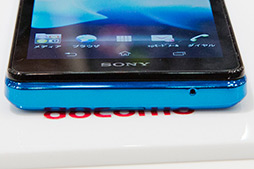 画像ギャラリー No.023のサムネイル画像 / NTTドコモ,「GALAXY S III α」「AQUOS PHONE ZETA」など2012年冬モデルスマートフォン10製品を発表。すべてが下り最大100Mbpsの「Xi」に対応
