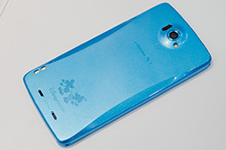 画像ギャラリー No.055のサムネイル画像 / NTTドコモ,「GALAXY S III α」「AQUOS PHONE ZETA」など2012年冬モデルスマートフォン10製品を発表。すべてが下り最大100Mbpsの「Xi」に対応