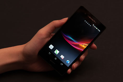 画像ギャラリー No.009のサムネイル画像 / 【PR】3D性能もタッチ性能も。ドコモスマートフォン「Xperia Z」の高い完成度はとことんゲーム向けだった