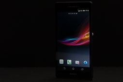 画像ギャラリー No.033のサムネイル画像 / 【PR】3D性能もタッチ性能も。ドコモスマートフォン「Xperia Z」の高い完成度はとことんゲーム向けだった