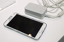 画像ギャラリー No.013のサムネイル画像 / NTTドコモ,2014年夏モデルのAndroidスマートフォン6製品とAndroidタブレット2製品を発表。「VoLTE」対応がトピックに