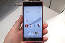 画像ギャラリー No.027のサムネイル画像 / Xperia Z5三兄弟や「Nexus 5X」の性能と発熱を「デレステ」で検証。NTTドコモ2015〜16年冬春モデルテストレポート前編