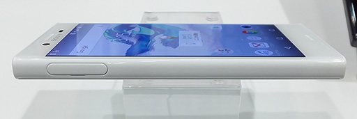 画像ギャラリー No.028のサムネイル画像 / NTTドコモ冬モデル「Xperia XZ」&「Xperia X Compact」テストレポート。 そつのないデザインと安定した性能は好印象だ