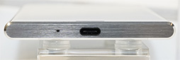 画像ギャラリー No.009のサムネイル画像 / NTTドコモ2017夏スマホ「Xperia XZ Premium」＆「AQUOS R」テストレポート。気になるハイエンド端末をベンチマークで検証してみた