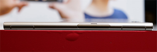 画像ギャラリー No.014のサムネイル画像 / 「Xperia XZ1」＆「Xperia XZ1 Compact」テストレポート。Snapdragon 835採用でパワーアップした2017年冬モデルを試す