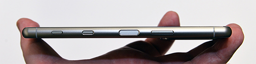画像ギャラリー No.006のサムネイル画像 / 「Xperia 5 III」実機レポート。既存製品との違いを中心に特徴をチェックしてみた