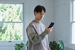 画像ギャラリー No.004のサムネイル画像 / 6.1型サイズのハイエンドスマホ「Xperia 5 IV」は10月中旬〜下旬に発売。大手キャリア4社すべてから登場