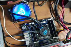 画像ギャラリー No.068のサムネイル画像 / 「Core i7-3960X&3930K」レビュー。LGA2011の「Sandy Bridge-E」は,ハイエンドPC環境に何をもたらすか