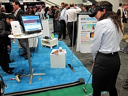 画像ギャラリー No.012のサムネイル画像 / ［GDC 2011］今年もやっぱり脳波だ。低価格になったNeuroSkyの新型デバイスを試してみた