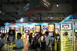 画像ギャラリー No.002のサムネイル画像 / ［TGS 2011］世代交代がテンポよく体験できる。PSP用「俺の屍を越えてゆけ」プレイレポート
