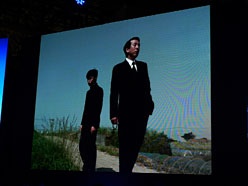 画像ギャラリー No.009のサムネイル画像 / ［TGS 2011］「俺の屍を越えてゆけ」の桝田省治プロデューサーが，続編のシナリオライターを募集中!? SCEブースのライブイベントレポート