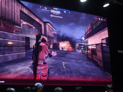 画像ギャラリー No.008のサムネイル画像 / ［TGS 2014］「HOUNDS」最強クランが決定した「BATTLE of HOUNDS」。そこにM.S.S.Projectが乱入して夢の対決が実現!?