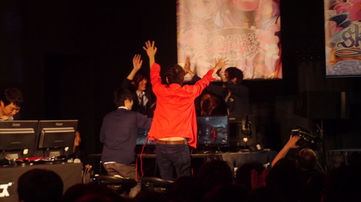 画像ギャラリー No.010のサムネイル画像 / ［TGS 2014］「HOUNDS」最強クランが決定した「BATTLE of HOUNDS」。そこにM.S.S.Projectが乱入して夢の対決が実現!?
