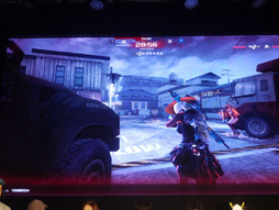 画像ギャラリー No.015のサムネイル画像 / ［TGS 2014］「HOUNDS」最強クランが決定した「BATTLE of HOUNDS」。そこにM.S.S.Projectが乱入して夢の対決が実現!?
