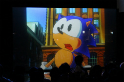 画像ギャラリー No.009のサムネイル画像 / マリオも祝福に駆けつけた「ソニック25周年 アニバーサリーパーティー」をレポート。25年に及ぶソニックの歴史を開発陣が語った