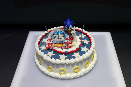 画像ギャラリー No.036のサムネイル画像 / マリオも祝福に駆けつけた「ソニック25周年 アニバーサリーパーティー」をレポート。25年に及ぶソニックの歴史を開発陣が語った