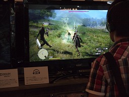 画像ギャラリー No.006のサムネイル画像 / ［TGS 2011］「Dragon's Dogma」で2種類の“ボス戦”を体験。力押しより戦術が重要，敵の弱点を突いて優位に攻めろ