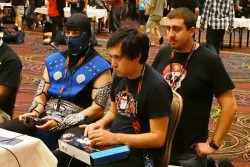 画像ギャラリー No.003のサムネイル画像 / ［EVO2013］2日目リザルトまとめ。「UMvC3」日本勢は無念の全滅，「ストクロ」優勝は強豪Infiltration選手の手に。最終日「スパ4」決勝に向かう日本人選手4名への動画インタビューも掲載