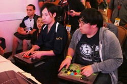 画像ギャラリー No.008のサムネイル画像 / ［EVO2013］2日目リザルトまとめ。「UMvC3」日本勢は無念の全滅，「ストクロ」優勝は強豪Infiltration選手の手に。最終日「スパ4」決勝に向かう日本人選手4名への動画インタビューも掲載