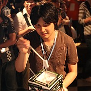 画像ギャラリー No.037のサムネイル画像 / ニコ生で20万人が熱狂した格闘ゲームイベント「GODSGARDEN #4」，数々の名試合が生まれた会場の空気をお届けするフォトレポートを掲載
