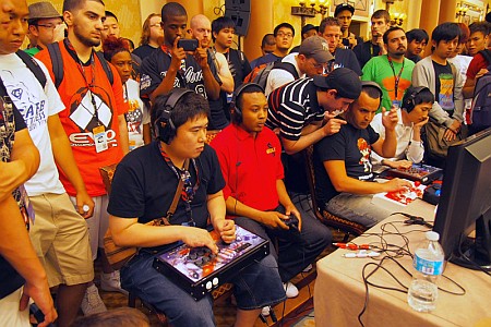 画像ギャラリー No.011のサムネイル画像 / [EVO2012]創始者Joey “Mr. Wizard” Cuellar氏に聞く，格闘ゲームシーンのこれまでとこれから。日本人選手の活躍から振り返るEVO2012