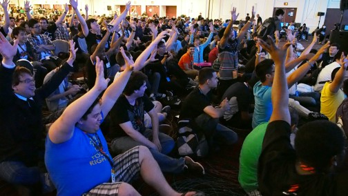画像ギャラリー No.007のサムネイル画像 / ［EVO2013］“五神”の4人が「スパ4」ベスト8に集結！　「EVO2013」初日リザルトまとめ＆優勝者インタビュー。「P4U」優勝は日本のユメ選手の手に
