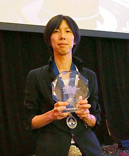画像ギャラリー No.023のサムネイル画像 / ［EVO2013］“五神”の4人が「スパ4」ベスト8に集結！　「EVO2013」初日リザルトまとめ＆優勝者インタビュー。「P4U」優勝は日本のユメ選手の手に