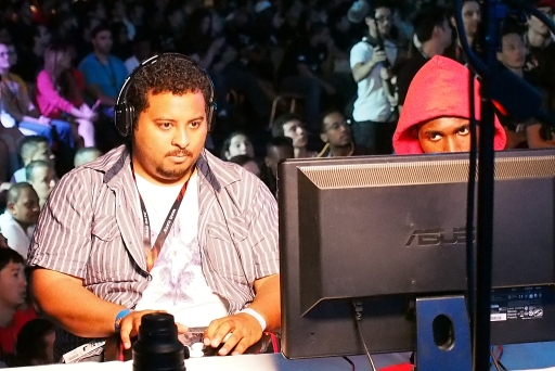 画像ギャラリー No.012のサムネイル画像 / ［EVO2013］アメリカの選手たちが開催国の意地を見せた「EVO2013」最終日レポート。「スパIV AE Ver.2012」で優勝したXian選手のインタビューも掲載